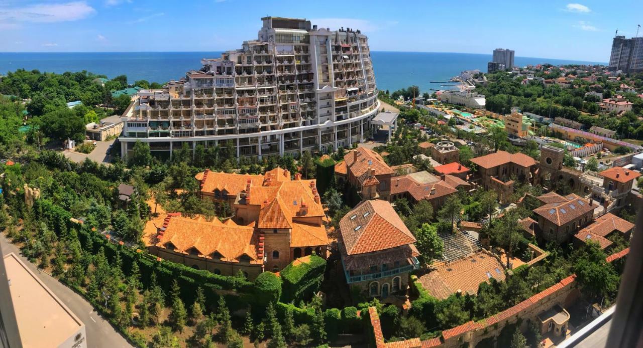 Gagarin Plaza Luxury Sea View Apartments Odessa Zewnętrze zdjęcie