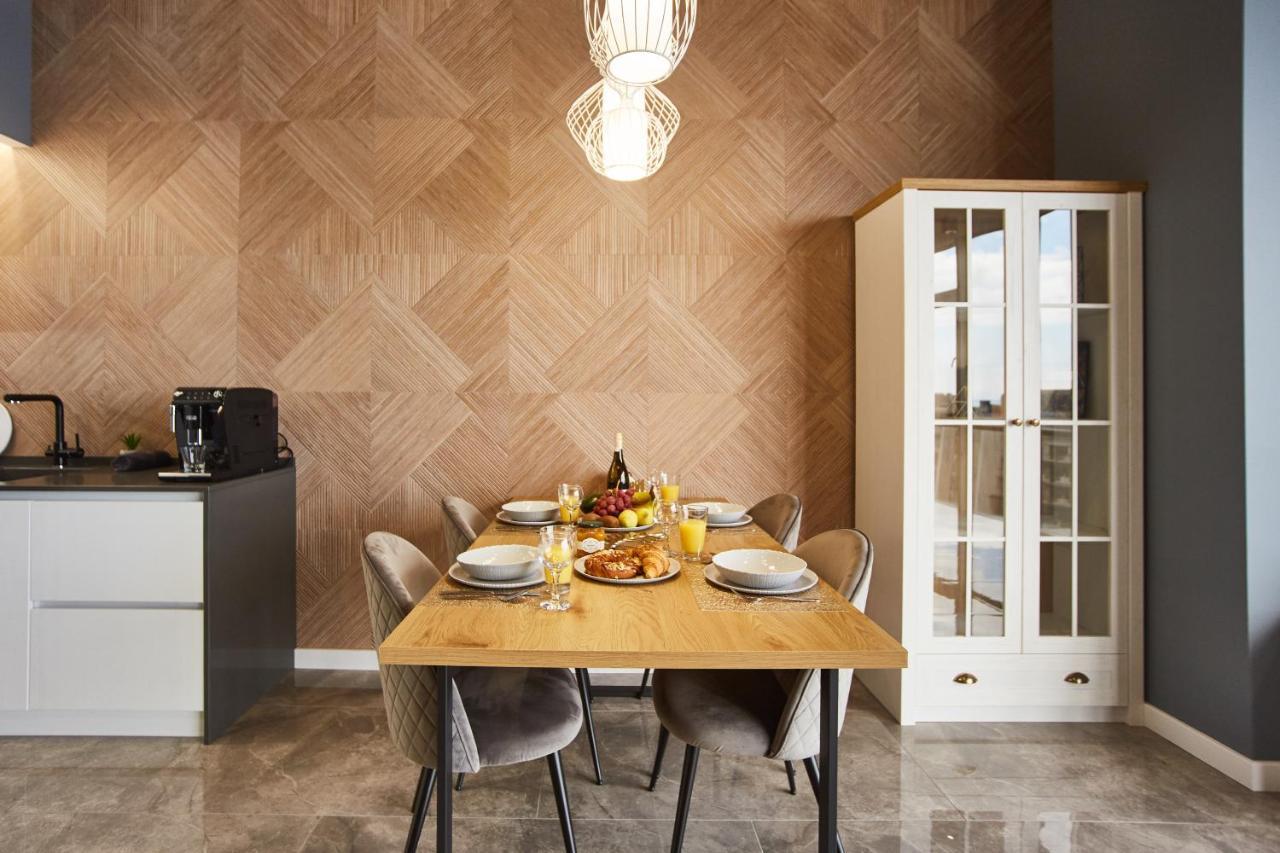 Gagarin Plaza Luxury Sea View Apartments Odessa Zewnętrze zdjęcie